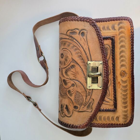 Vintage Leather Tooled Cross Body Bag. Western Style. OS - Picture 10 of 11